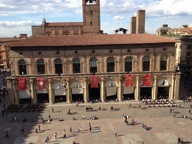 Piazza Maggiore Bologna