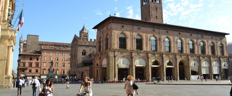 Piazza Maggiore Bologna