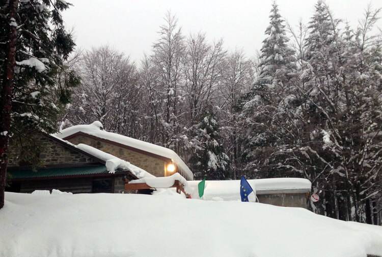 snowshoeing at Corno alle Scale