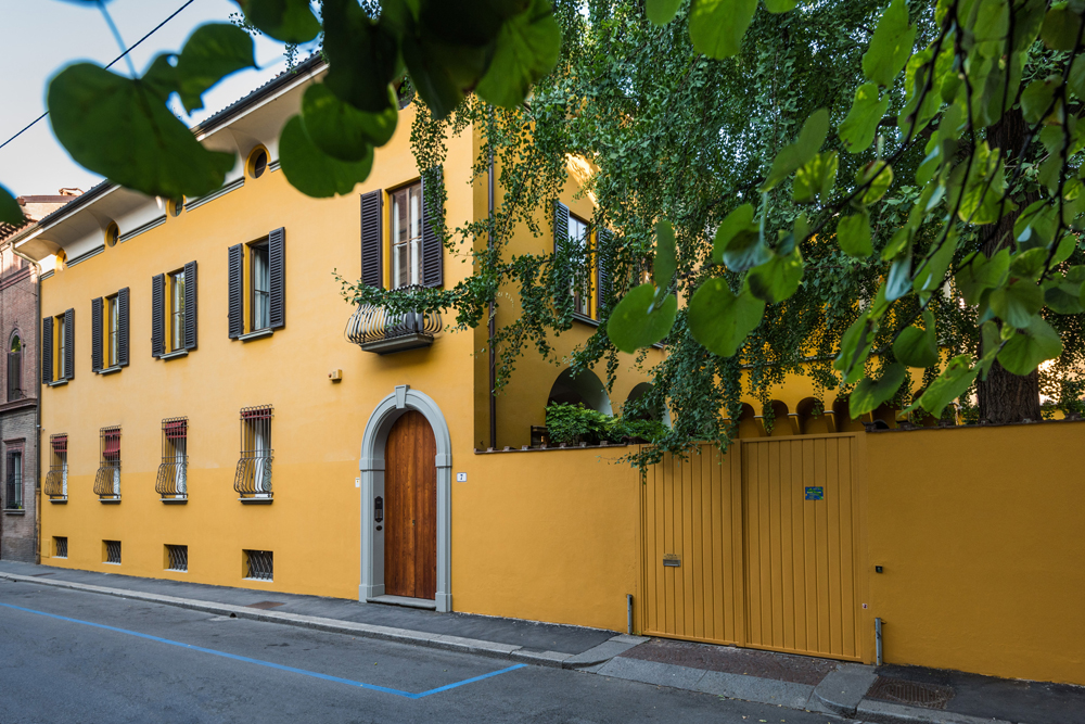 The exteriors of Casa Bertagni B&B in Bologna.